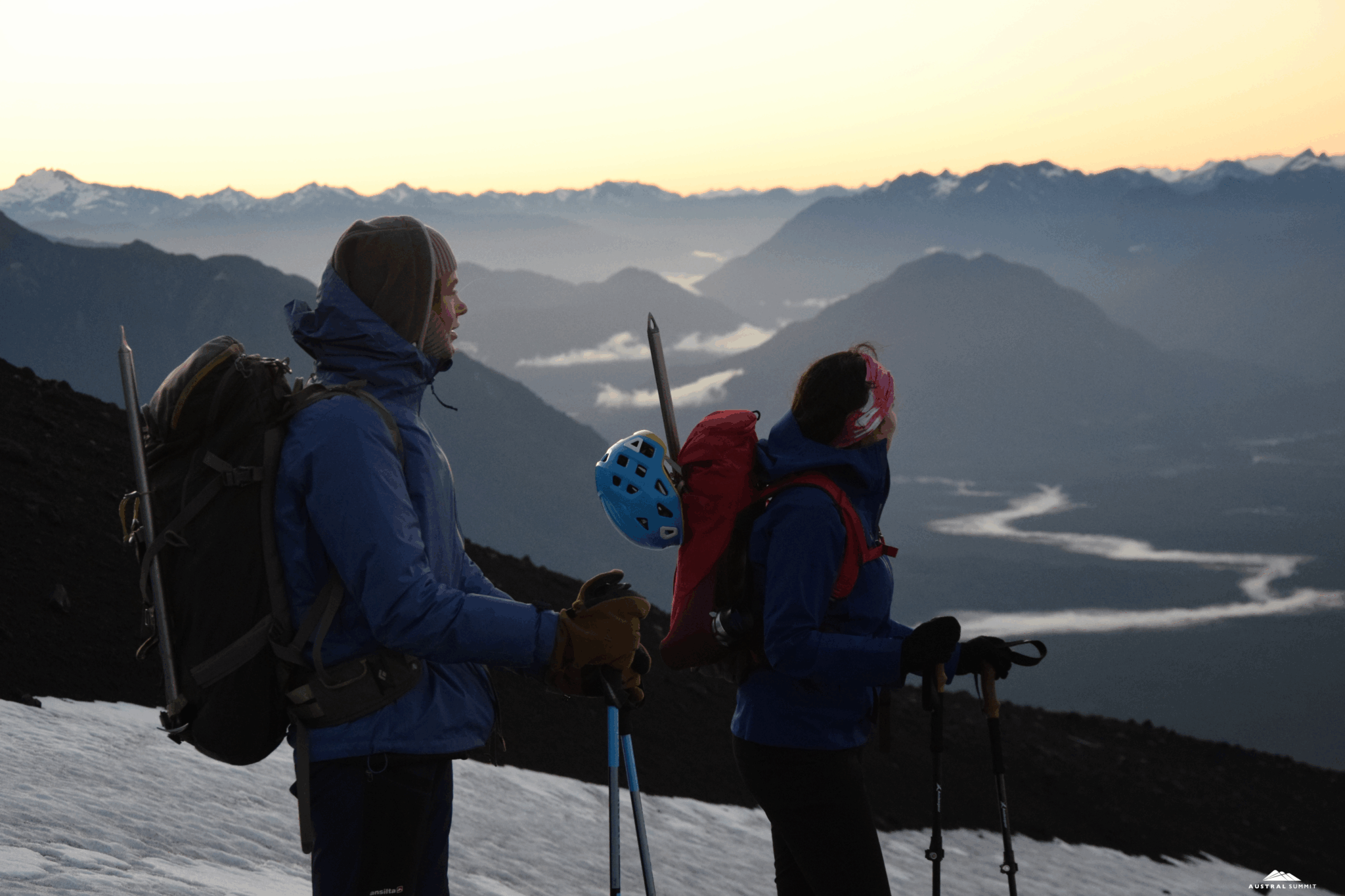 Trekking al volcán Osorno, experiencia de Hotel AWA